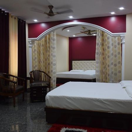 Hotel Sky Bule & Restaurant Khas Nagrota 외부 사진
